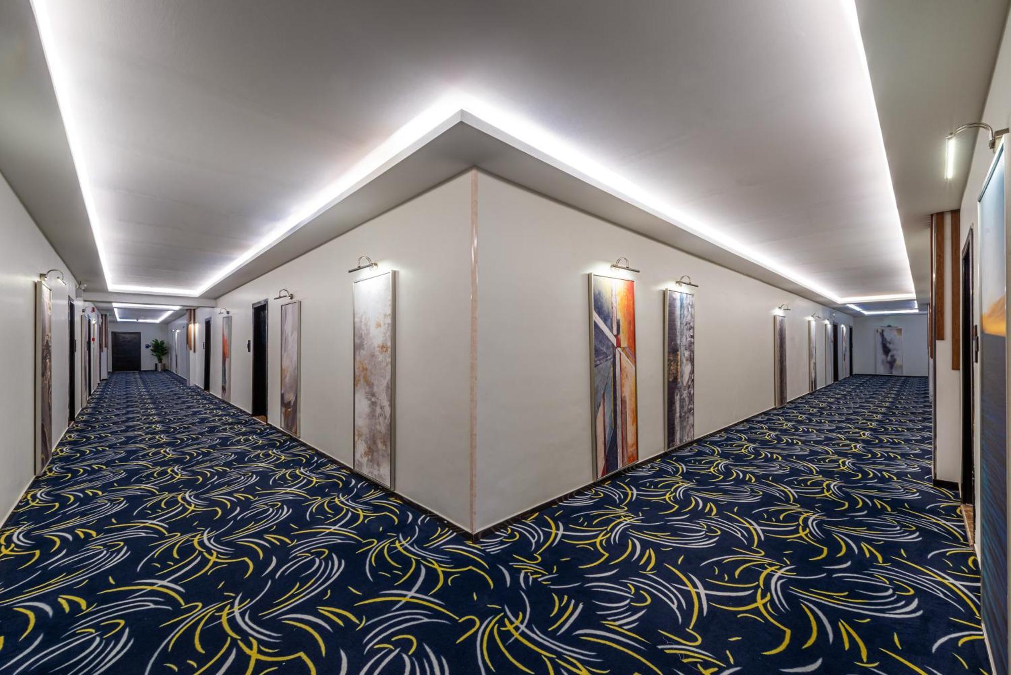 The Palace Hotel Suites Khamis Mushait Exterior foto