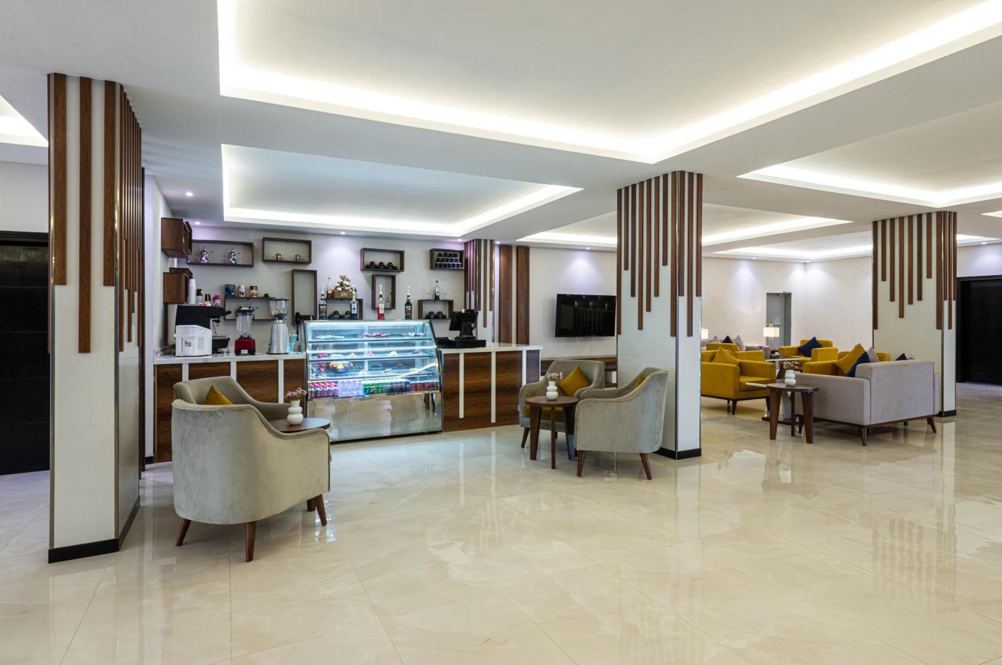 The Palace Hotel Suites Khamis Mushait Exterior foto